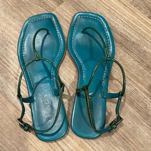 Prada vernice easy sandals